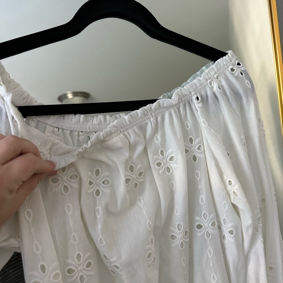 H&M White Eyelet Blouse - Picture 4 of 5